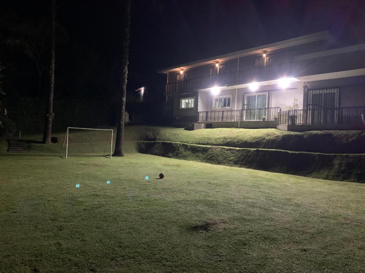 Excelente Casa, Bairro Nobre Em Campos Do Jordao Villa Екстериор снимка